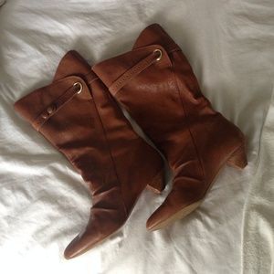 BCBG calf-high boots // AWESOME condition // Sz 9
