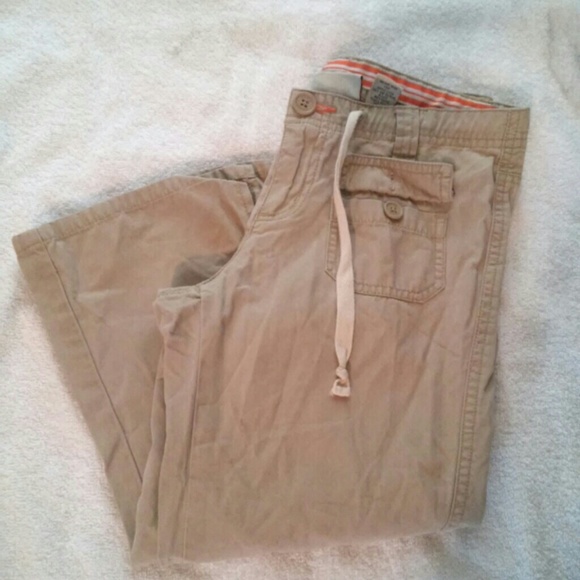 Aeropostale Kaki Capri's SZ 0