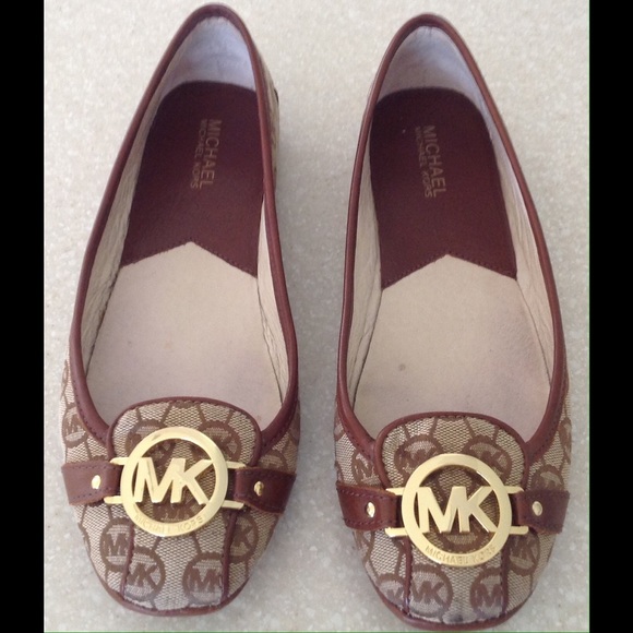 Michael Kors 8