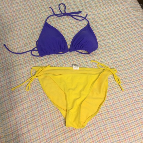 Bikini bundle!! - Picture 3 of 4