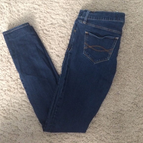 Abercombie & fitch dark wash jeans