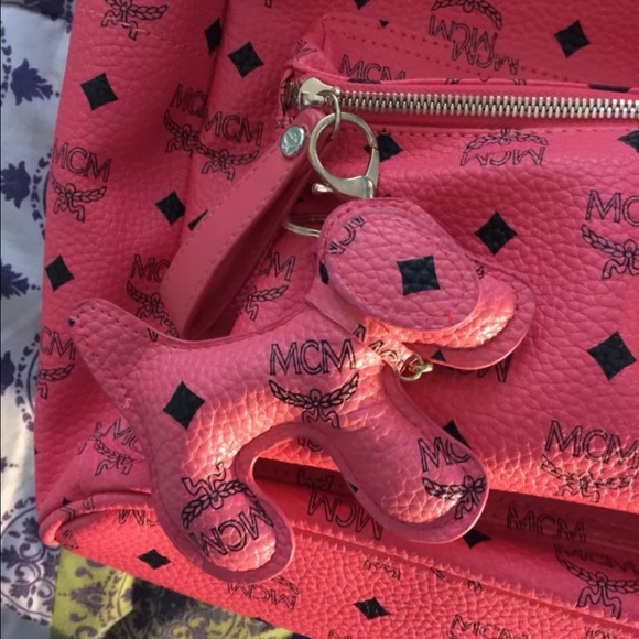 GENUINE LEATHER MCM Stark backpack Pinkish Red