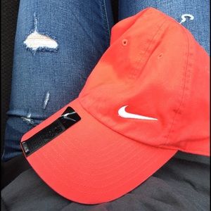 ☀️ Red Nike Hat ☀️
