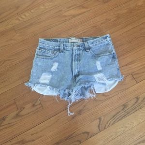 Levis cutoff jean shorts