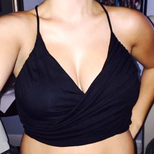 Never been worn Tobi crop top!