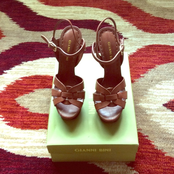 Gianni Bini heels