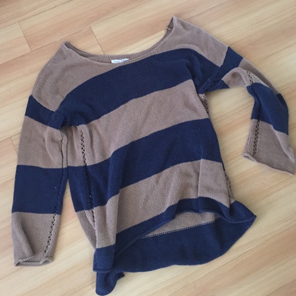 BCBG sweater. - Picture 3 of 3