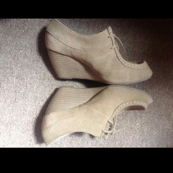 Wedges - Picture 2 of 4