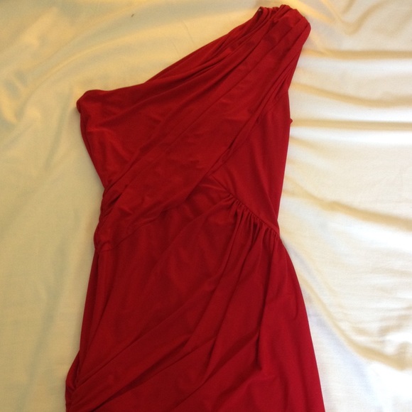 Red cocktail dress - Picture 2 of 3