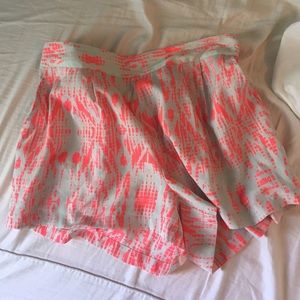 Flowy shorts