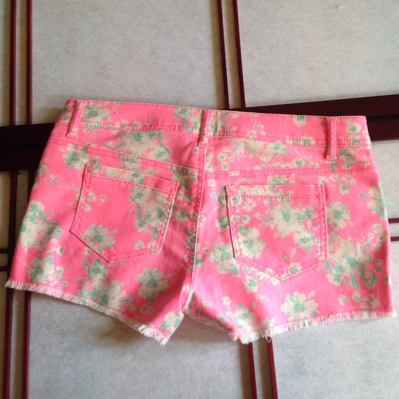 MOSSIMO SUPPLY CO - Picture 2 of 3