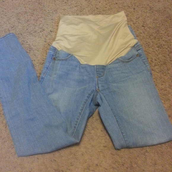 Loft/ Old navy maternity jeans!