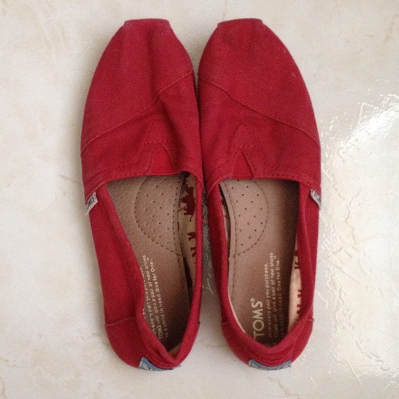 Red TOMS