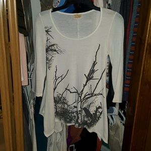 Quarter sleeve sweater