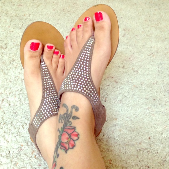 Sandal