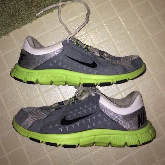 Nike grey/neon shoes.