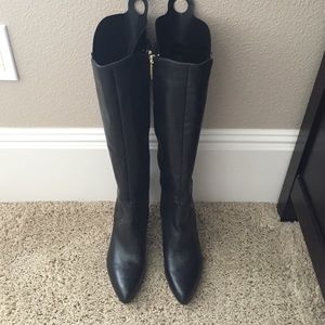 Leather heeled boots