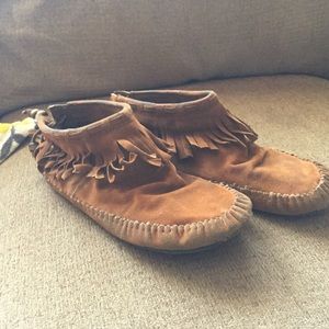 Brown Pocahontas shoes