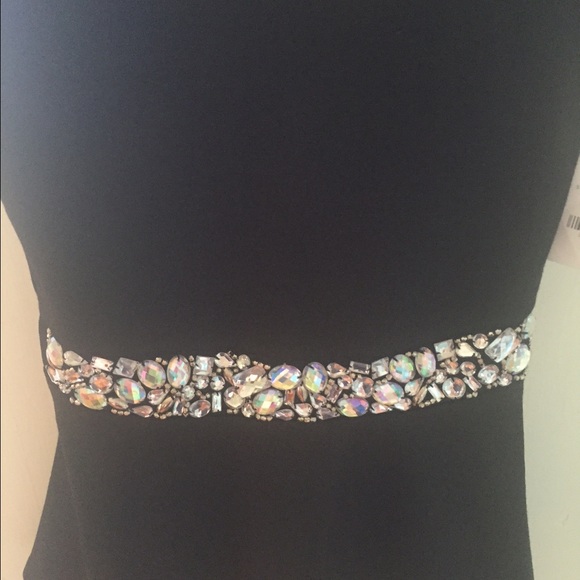 NWT RHINESTONE TOP✨OFFERS WELCOME✨ - Picture 4 of 4