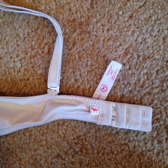 Victoria secret push up bra - Picture 1 of 4