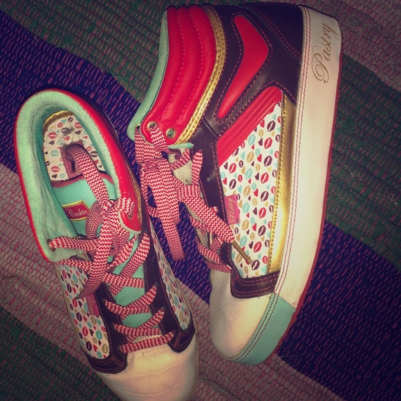 PASTRY SNEAKERS SIZE 9 - Picture 1 of 1