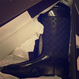 Authentic Gucci rain boots 🚫SOLD🚫