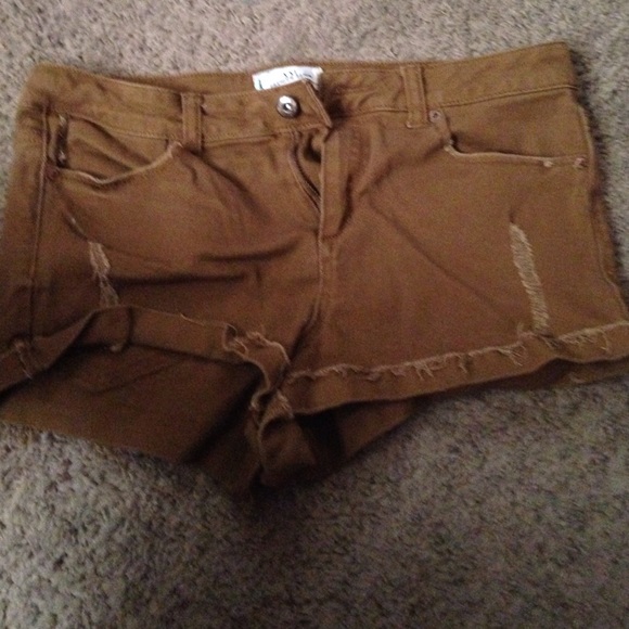 NWOT brown high waisted shorts