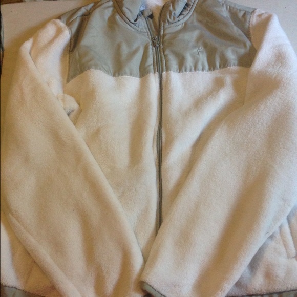 white jacket ✨ - Picture 1 of 1