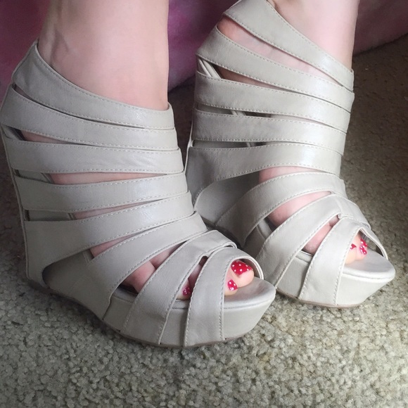 Strappy cream wedge heels with back zip