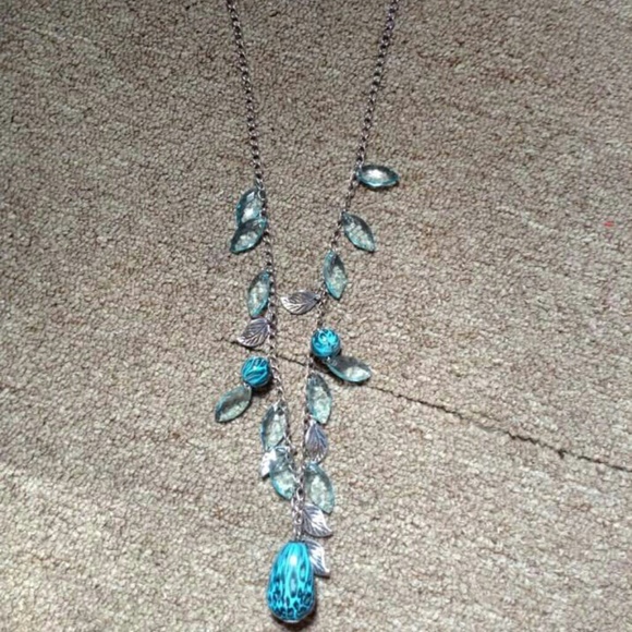 Necklaces - Picture 2 of 4
