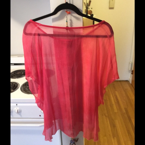Pink sheer flowy shirt - Picture 2 of 2