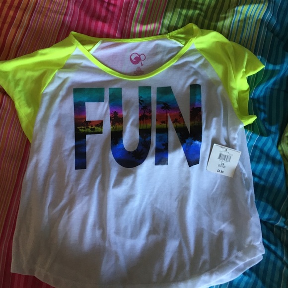 fun loose crop top