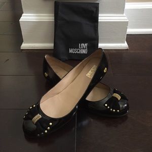 Love Moschino black Patent Leather Flats with Bow