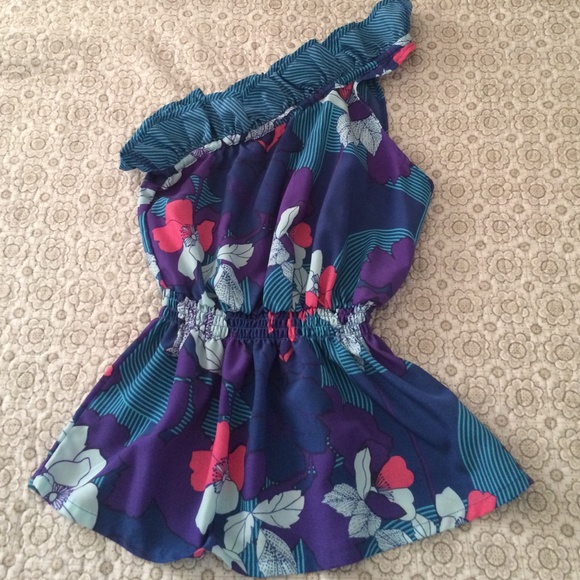 🎽MULTICOLORED ONE STRAP BLOUSE💄