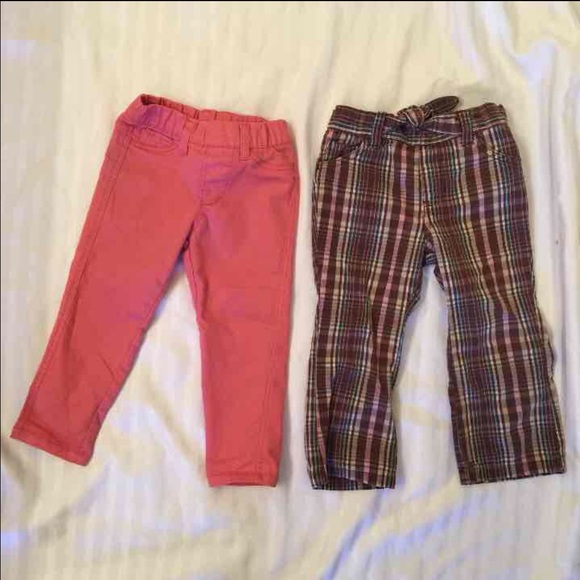 🔴PRICE REDUCED🔴 Pair of Pants size 2T