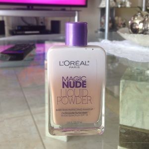 Loreal Paris magic nude liquid powder foundation