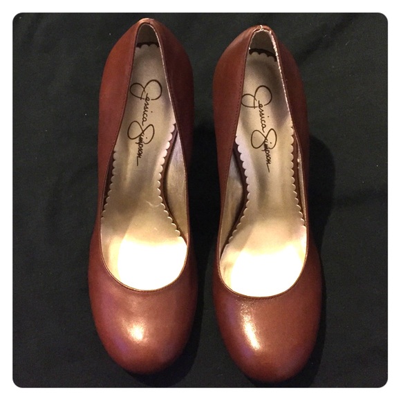 Jessica Simpson brown heels