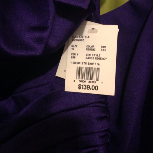 ... 200.00 for all or 50.00 a dress - Picture 4 of 4