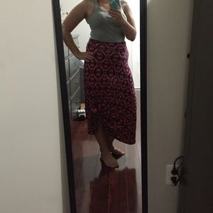 Market and Spruce Maxi skirt.