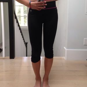 Black Cropped Stretchy Pants