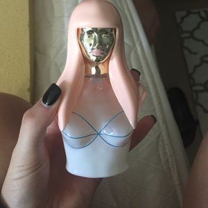 Nikki Minaj perfume