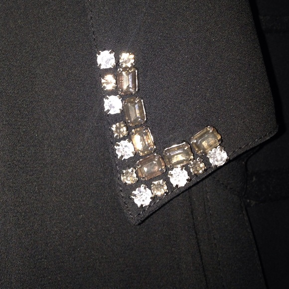 Black top - Picture 2 of 2