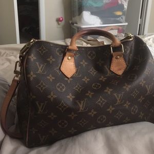 SOLD!!Authentic speedy bandlier 30 monogram