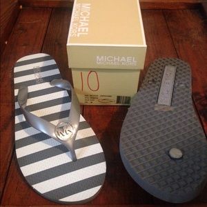 MK Flip Flops