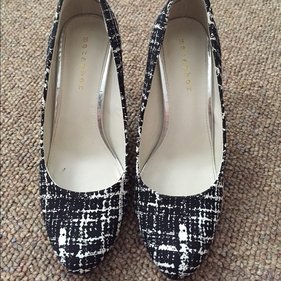 Metaphor high heels - Picture 2 of 3