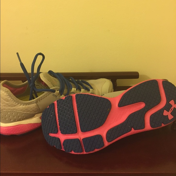 Under armor pink and blue shoes - Picture 2 of 2