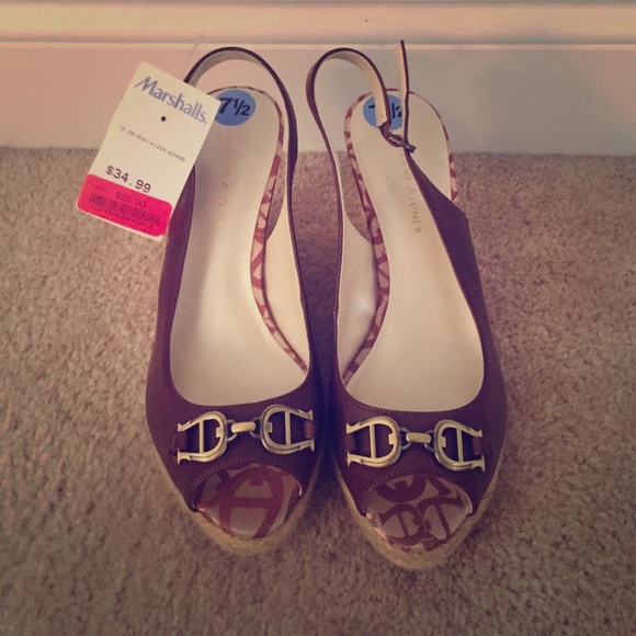 New Etienne Aigner Brown Wedges