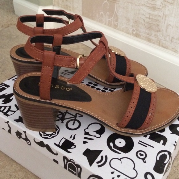 Women's sandals - Picture 2 of 4