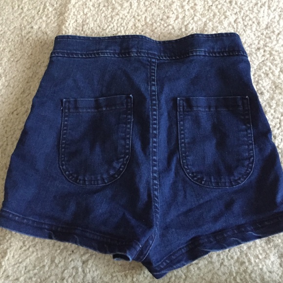 American Apparel easy jean shorts - Picture 3 of 3
