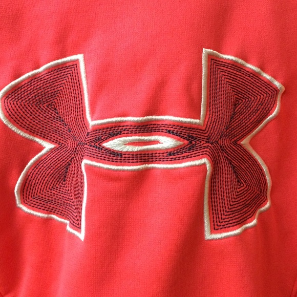 Under Armour sweatshirt size Small
